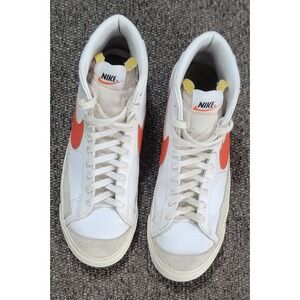 Nike Men's Blazer Mid 77 Vintage White Mantra Orange BQ6806-110 Size 9